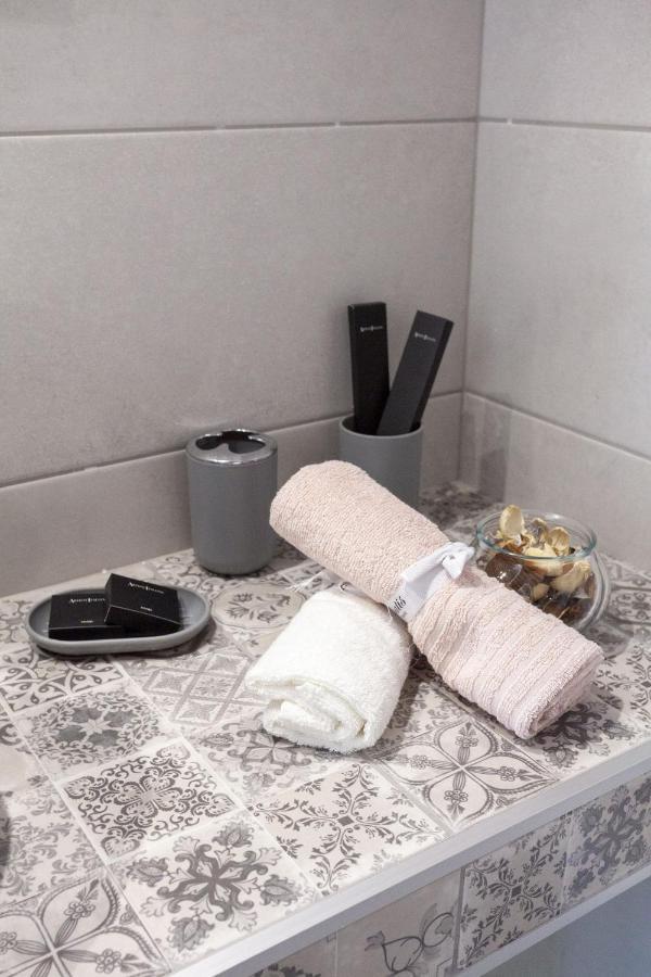 Fedias Luxury Flat Psyrri Square Lägenhet Aten Exteriör bild
