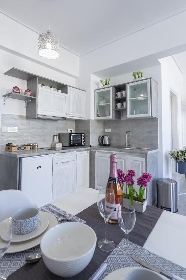 Fedias Luxury Flat Psyrri Square Lägenhet Aten Exteriör bild